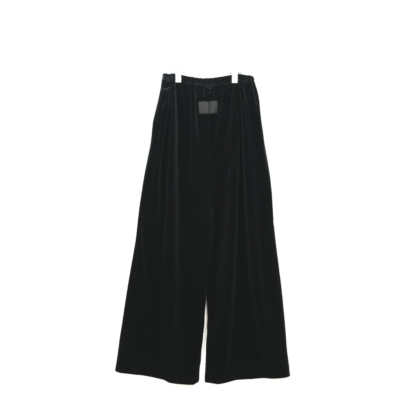 
                  
                    ALISON TROUSERS/ VELOUR SMOOTH -BLACK-
                  
                