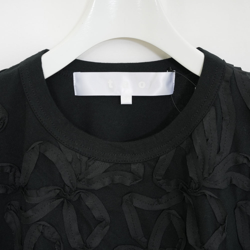 
                  
                    リボン刺繍Tシャツ -BLACK-
                  
                