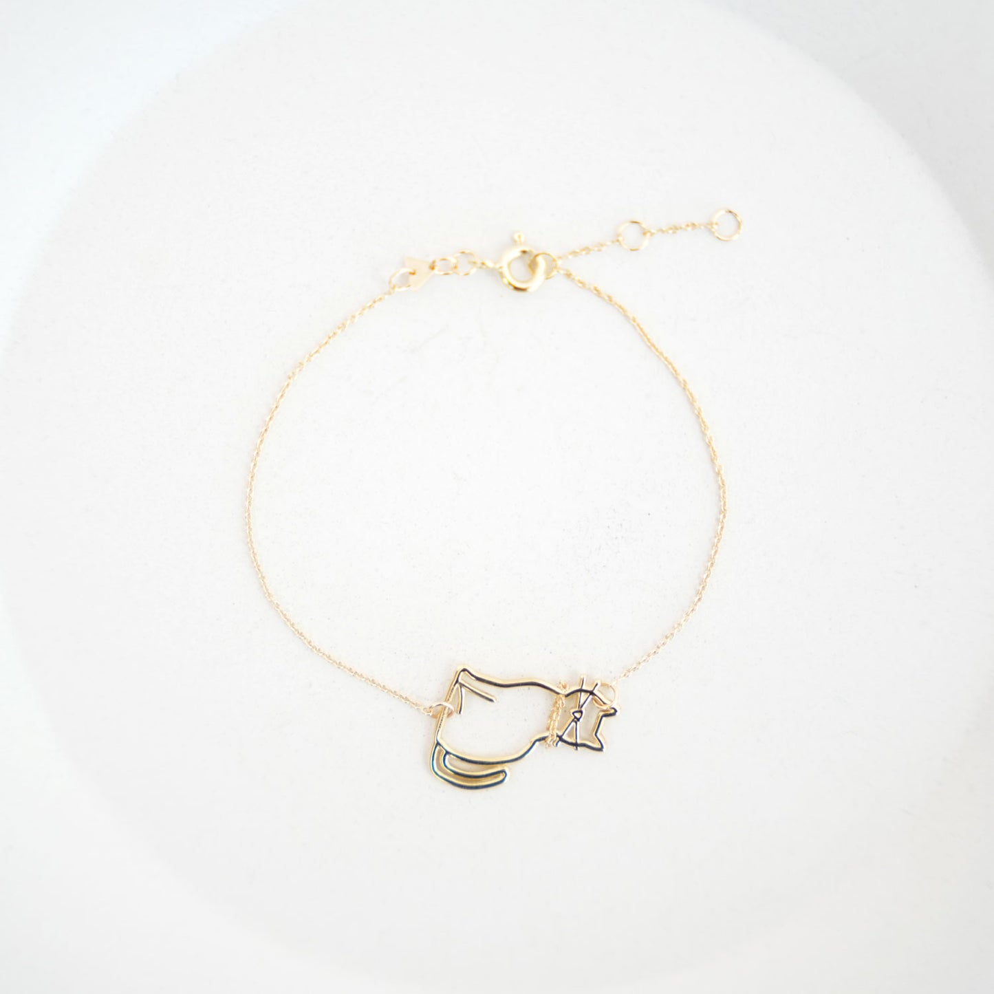 
                  
                    MIAU CHAIN BRACELET
                  
                