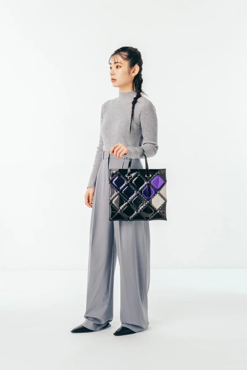 
                  
                    FLAT TOTE BLEND
                  
                