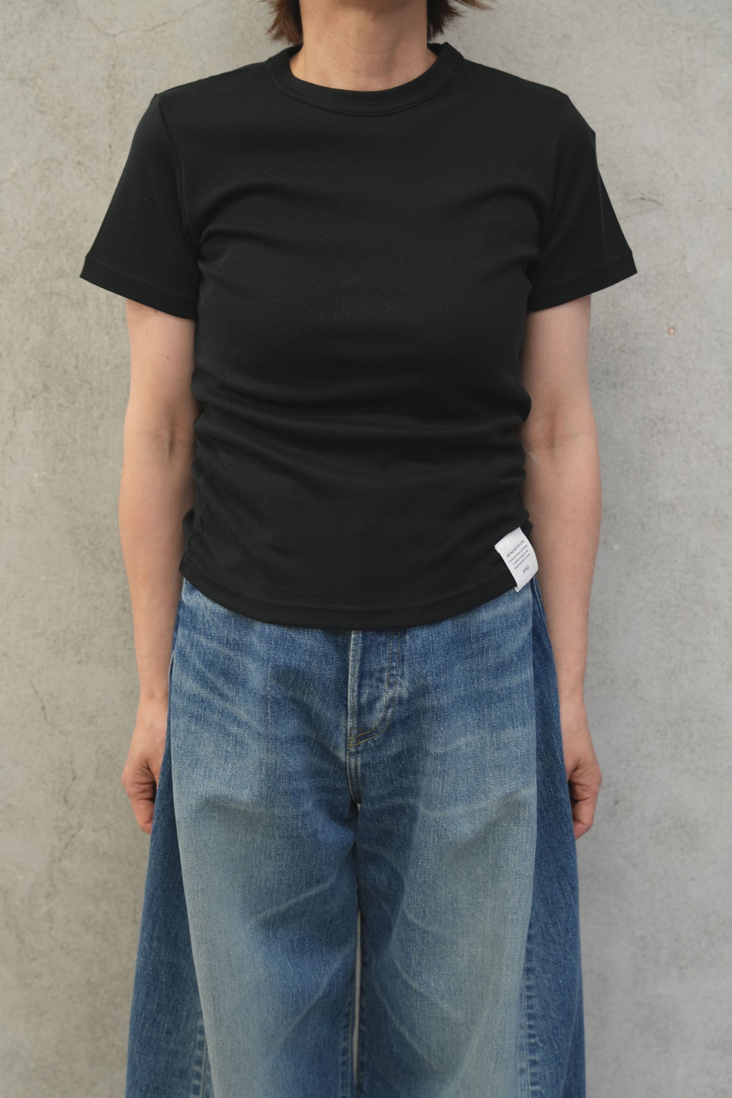 
                  
                    SHORT-SLV TEE-BLACK-
                  
                