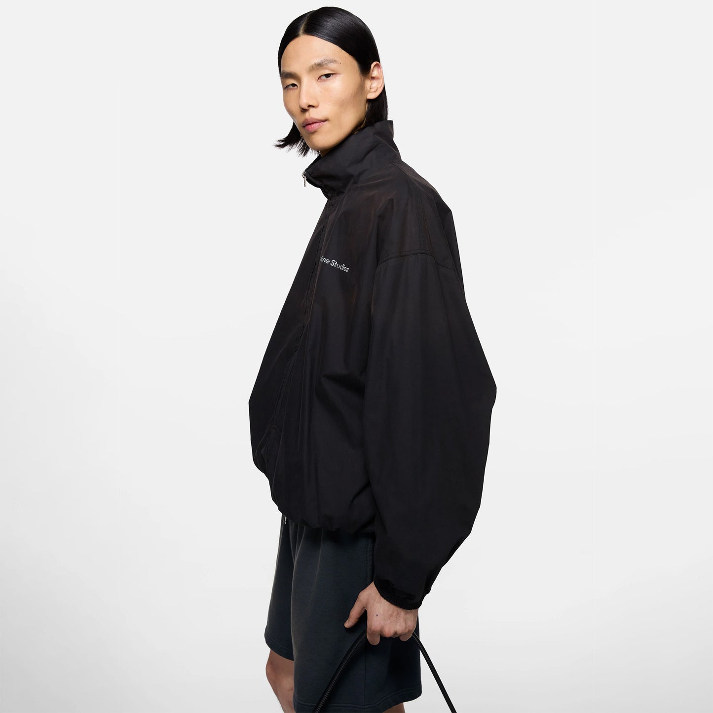 
                  
                    WASHED LOGO JACKET
                  
                