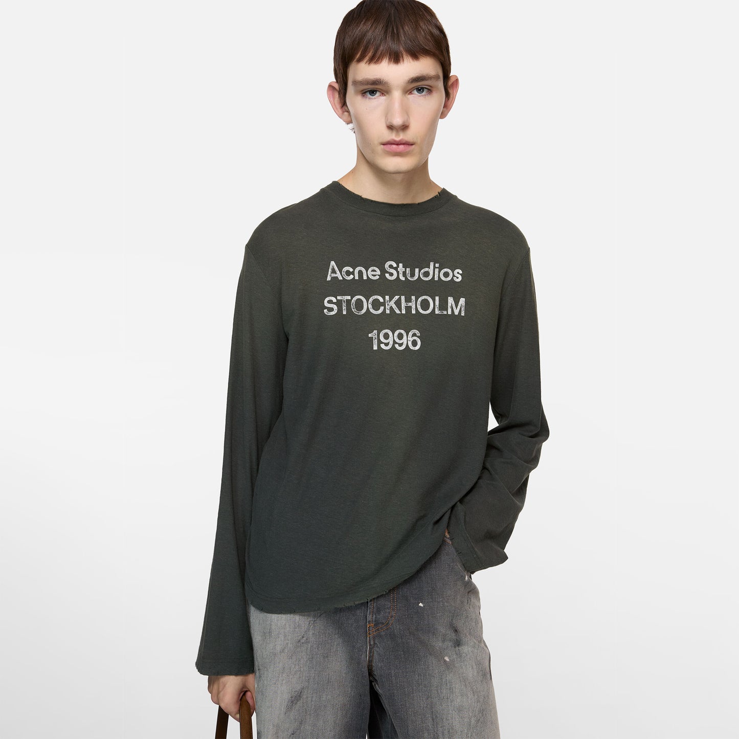 
                  
                    SPRAYED 1996 LOGO T-SHIRT
                  
                