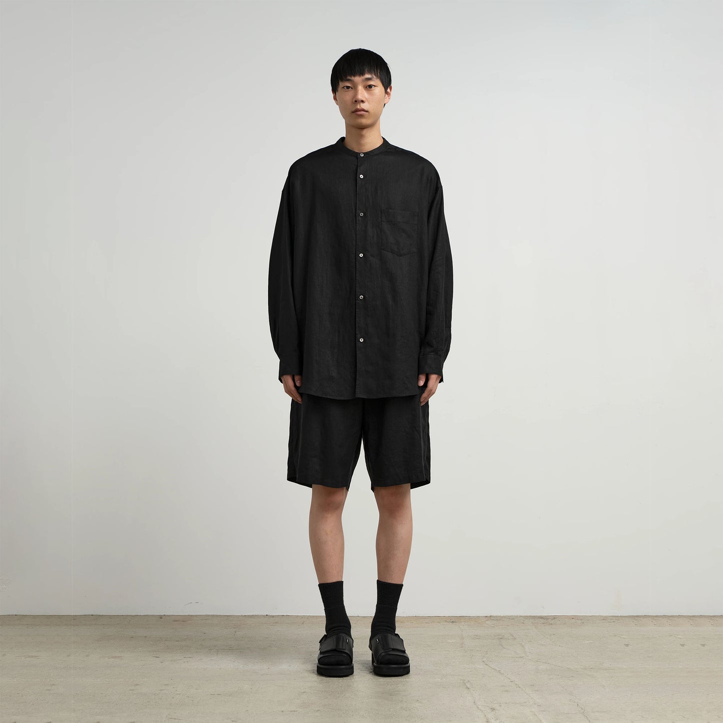 
                  
                    LINEN L/S OVERSIZED BAND COLLAR SHIRT
                  
                