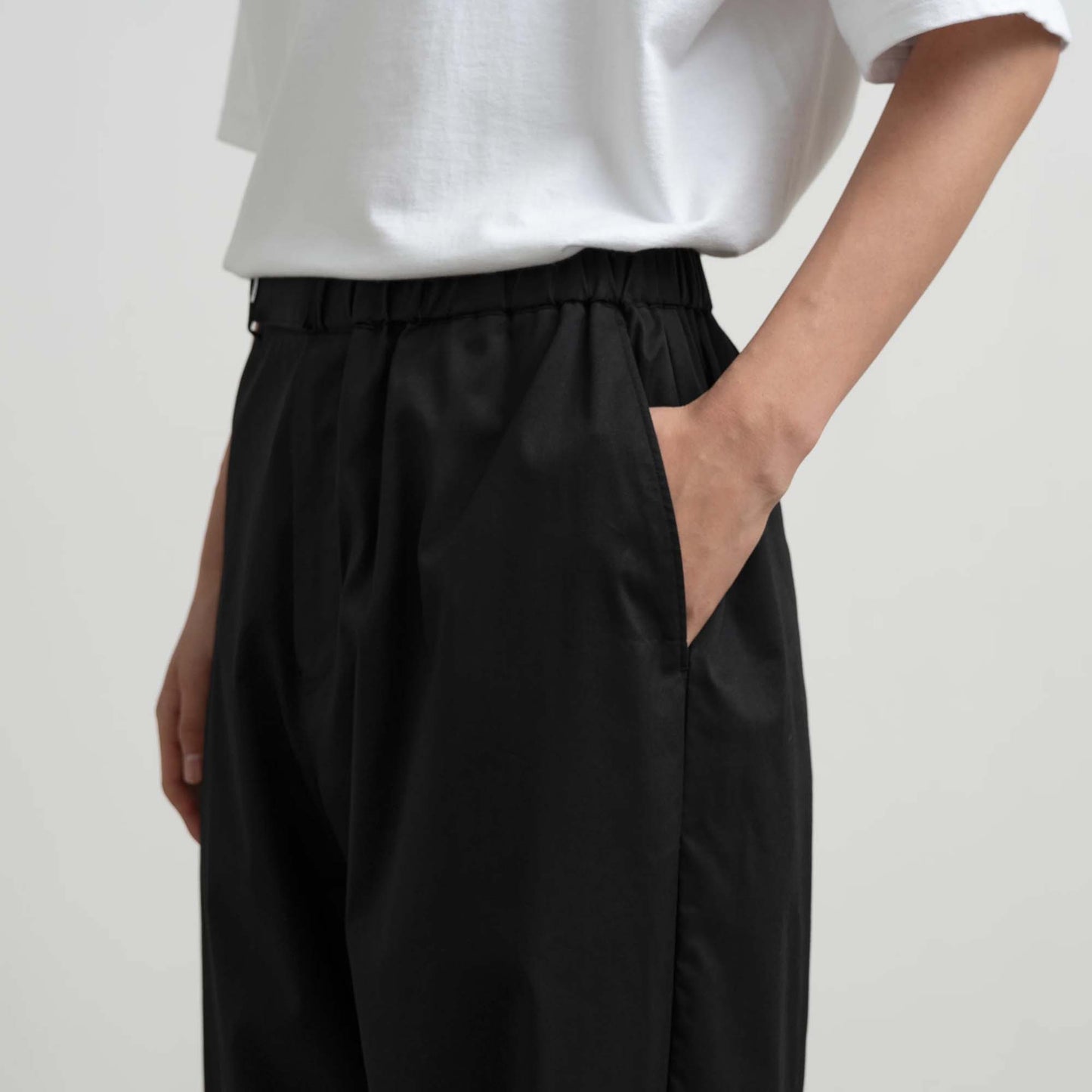 
                  
                    SOLOTEX TWILL WIDE TAPERED CHEF PANTS
                  
                