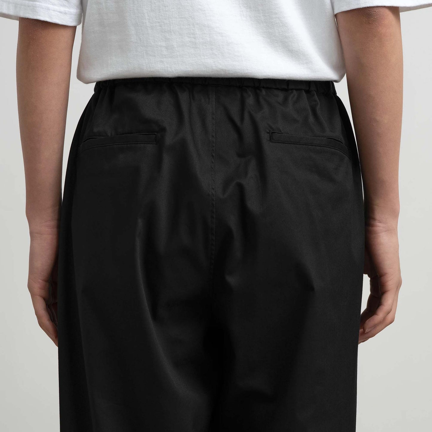 
                  
                    SOLOTEX TWILL WIDE TAPERED CHEF PANTS
                  
                