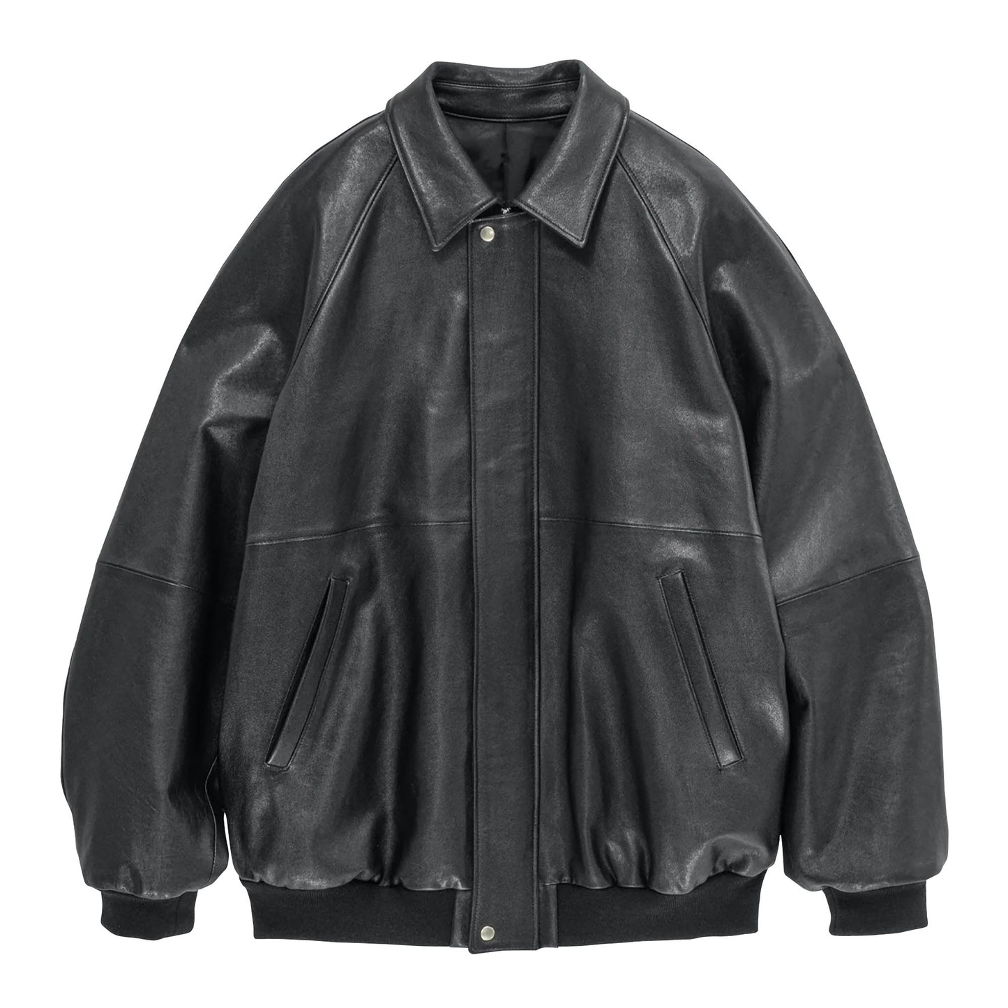 
                  
                    COW LEATHER RAGLAN BLOUSON
                  
                
