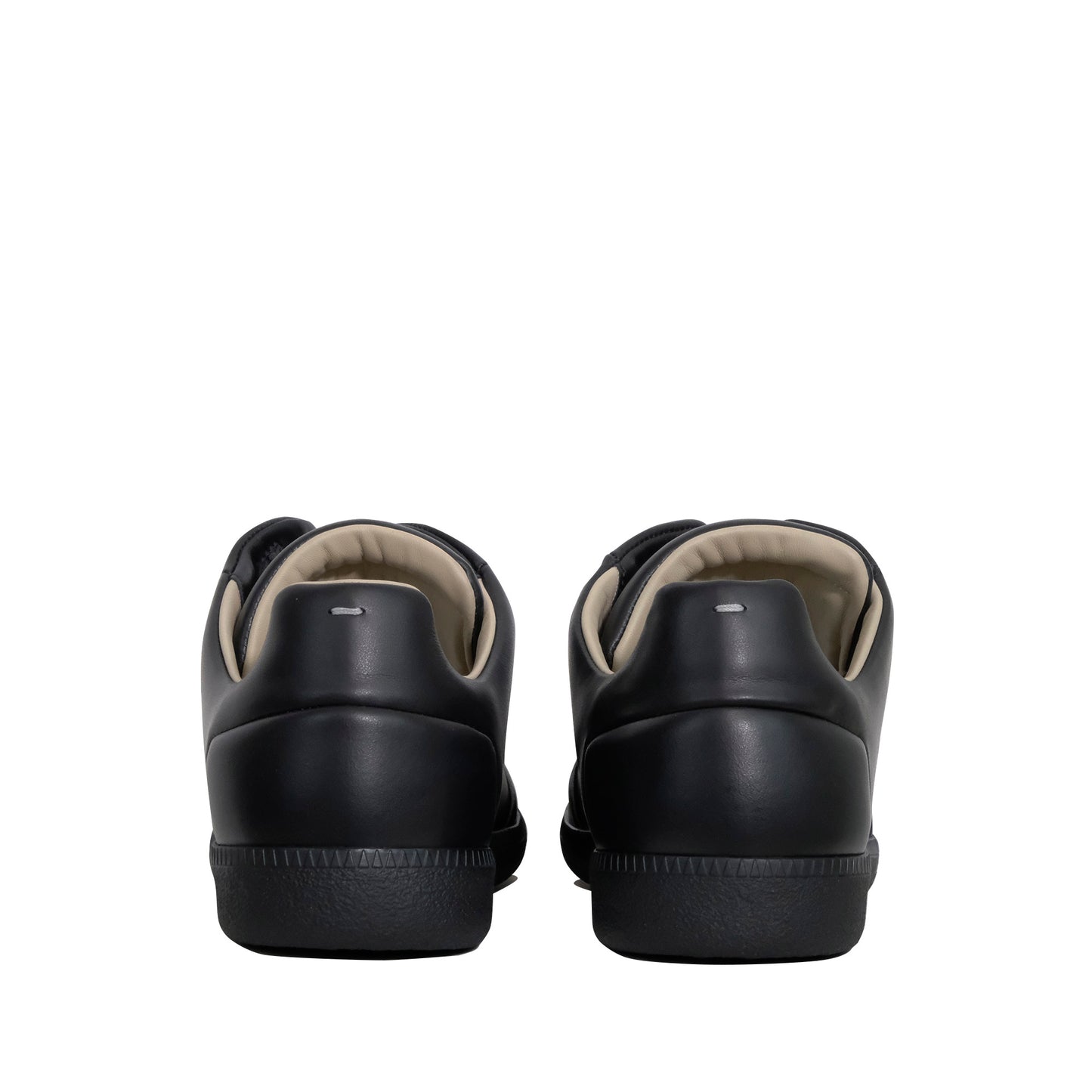 
                  
                    FUTURE LOW-TOP
                  
                