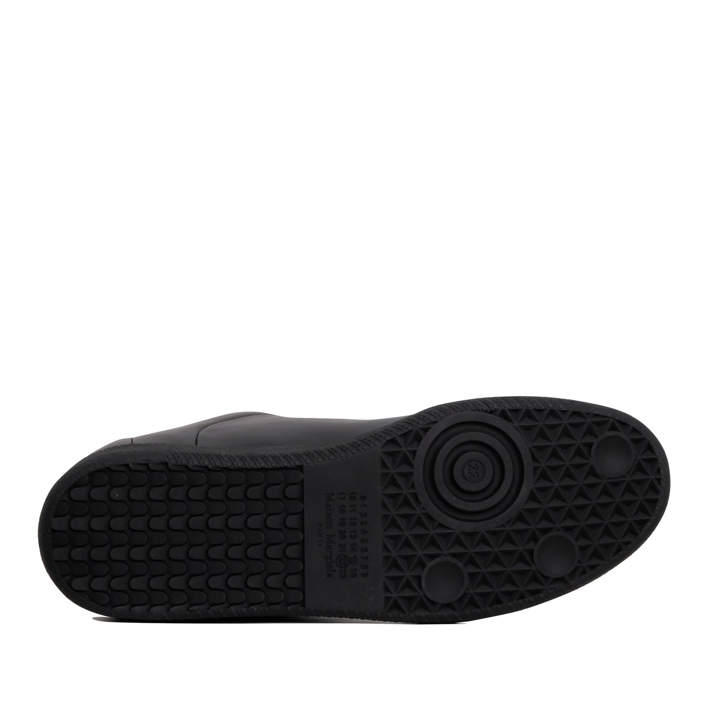 
                  
                    FUTURE LOW-TOP
                  
                