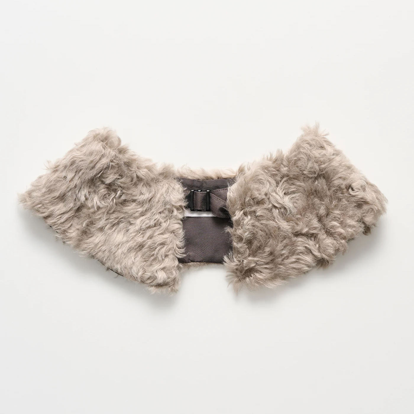 
                  
                    JAGGED COLLAR
                  
                
