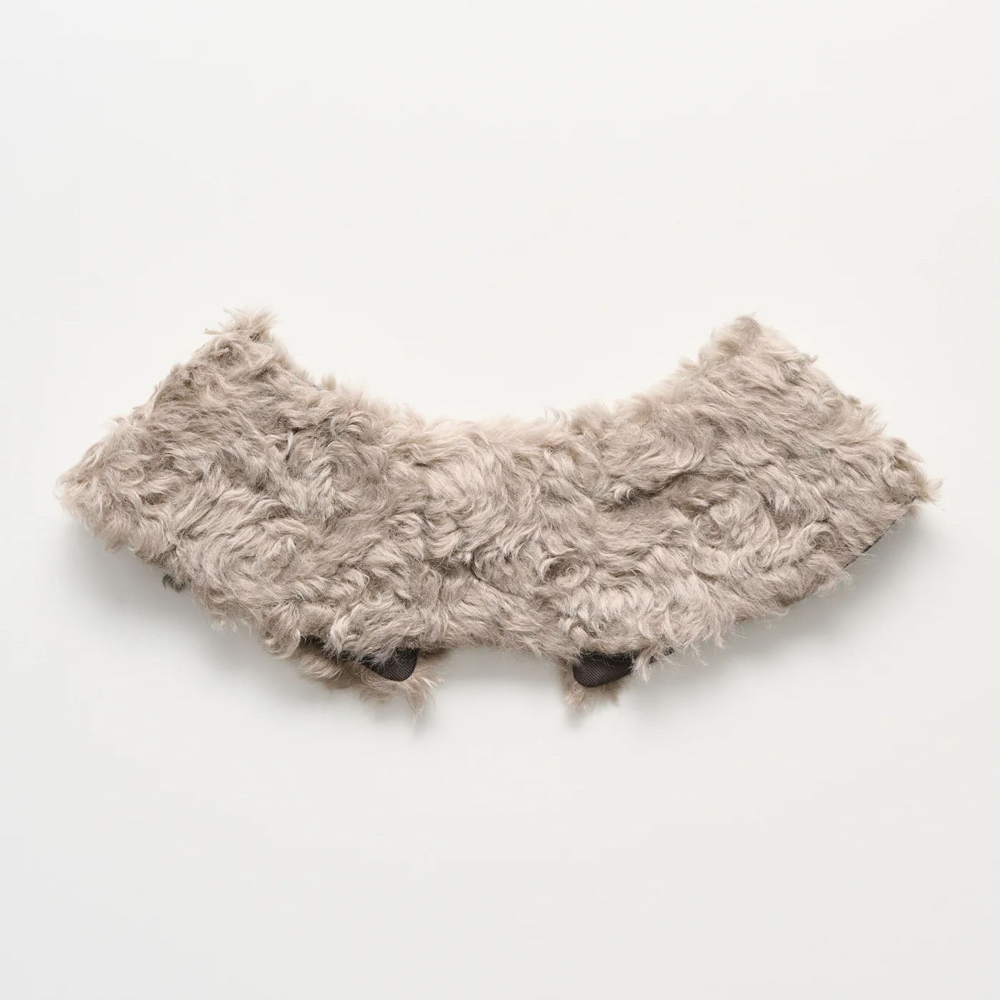 
                  
                    JAGGED COLLAR
                  
                