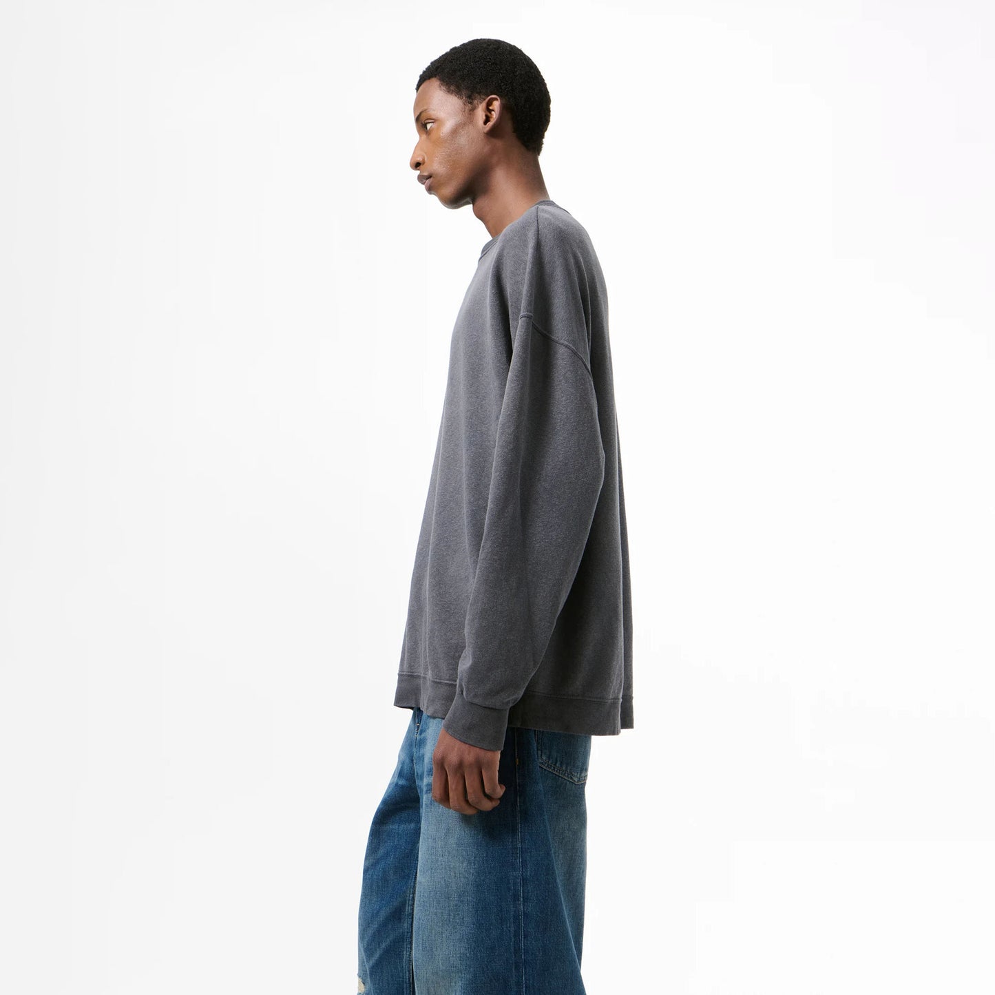 
                  
                    SLACK SWEATSHIRT
                  
                