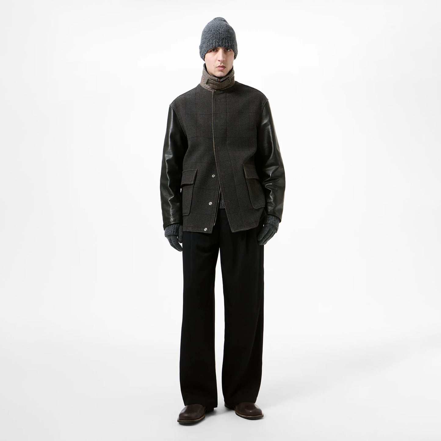 
                  
                    STILL JACKET
                  
                