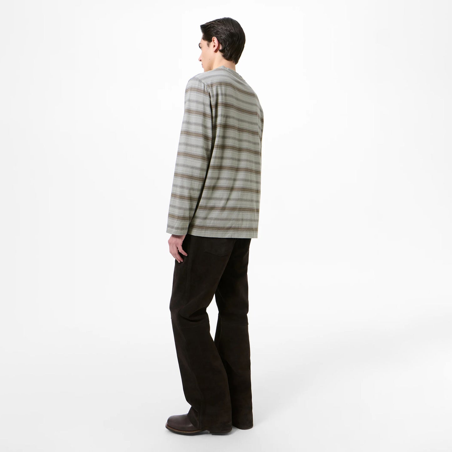 
                  
                    BOX LONGSLEEVE
                  
                