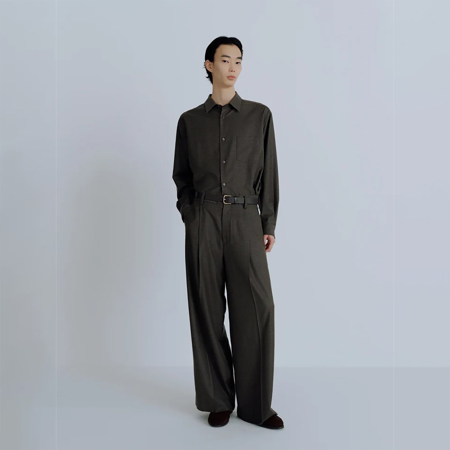 
                  
                    EXTRA FINE WOOL EXTRA WIDE TROUSERS
                  
                