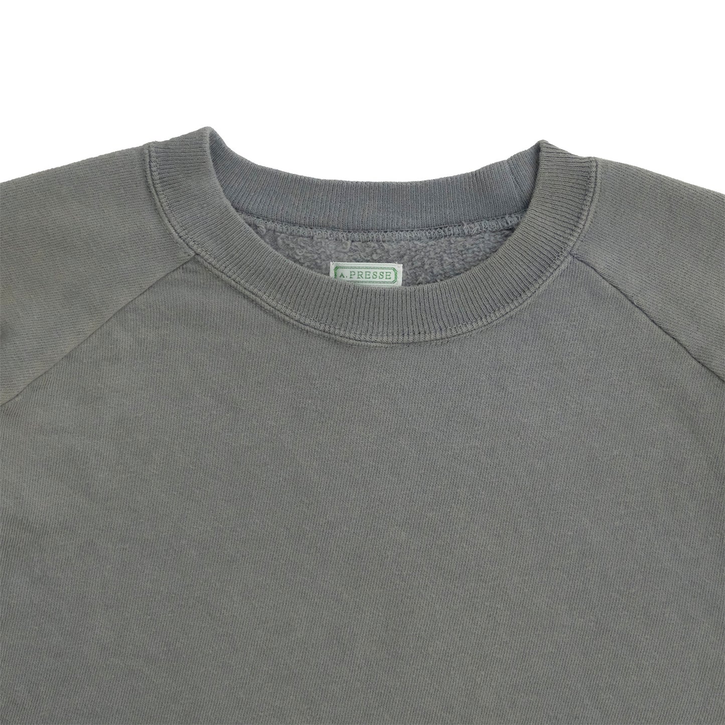 
                  
                    VINTAGE LIGHT WEIGHT S/S SWEATSHIRT
                  
                