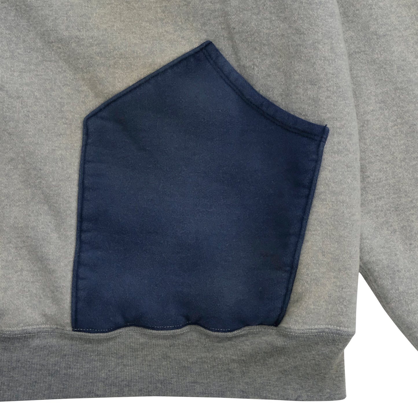 
                  
                    VINTAGE ATTACHED HOOD SWEAT PARKA
                  
                