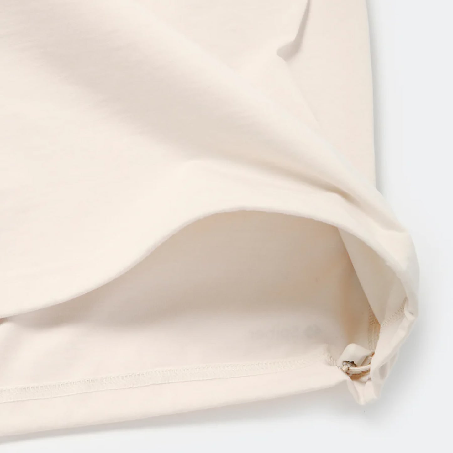 
                  
                    TECH DRAWSTRING S/S TEE BREWED PROTEIN
                  
                