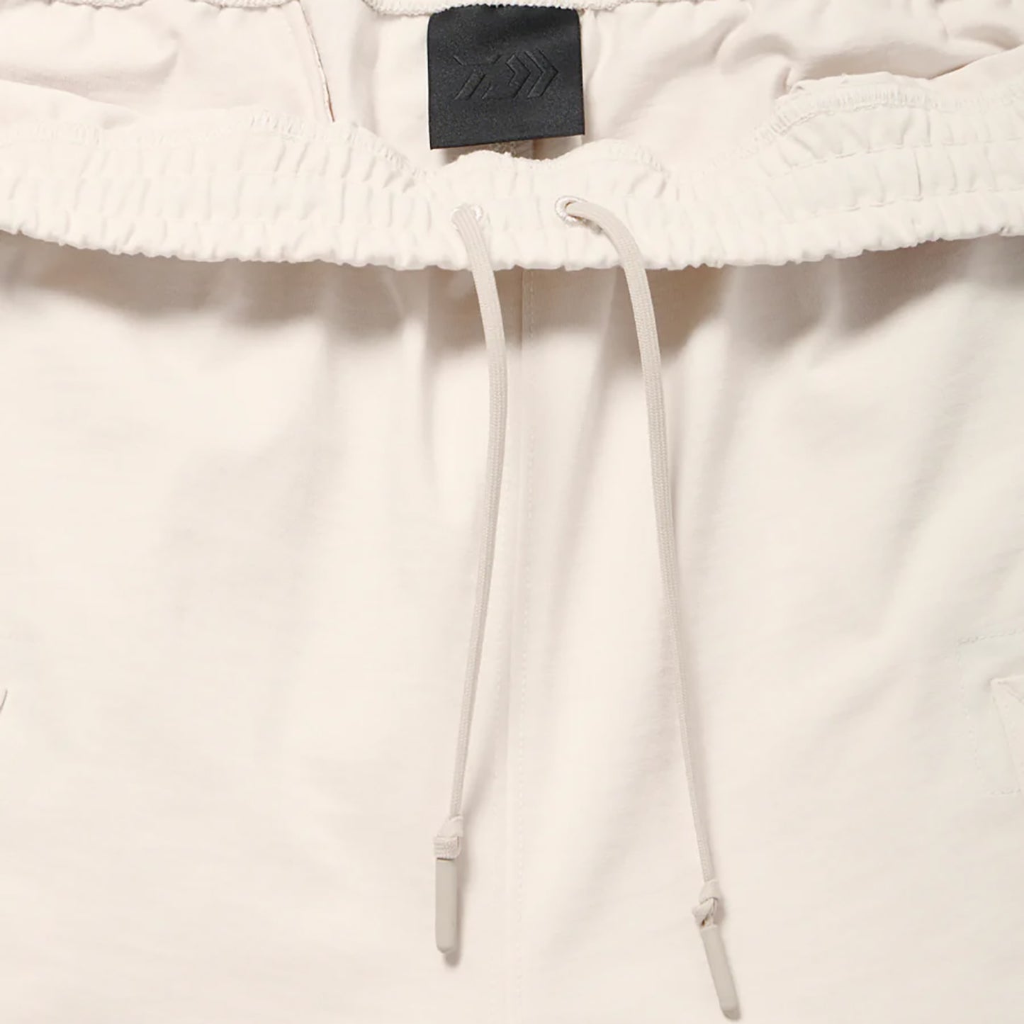 
                  
                    TECH SIDE POCKET SHORTS BREWED PROTEIN
                  
                