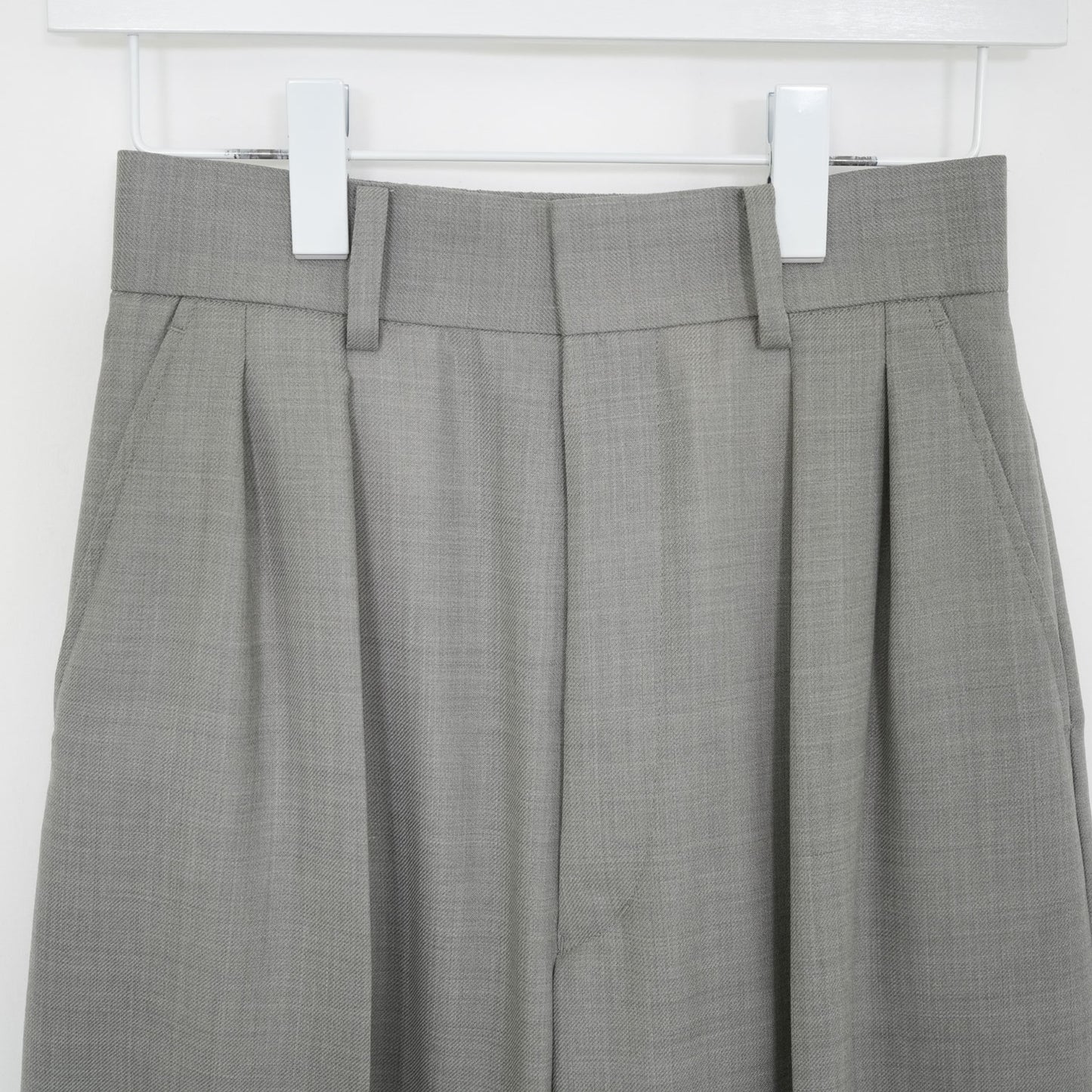 
                  
                    VIYELLA WIDE LEG PANTS-TOP GREY-
                  
                
