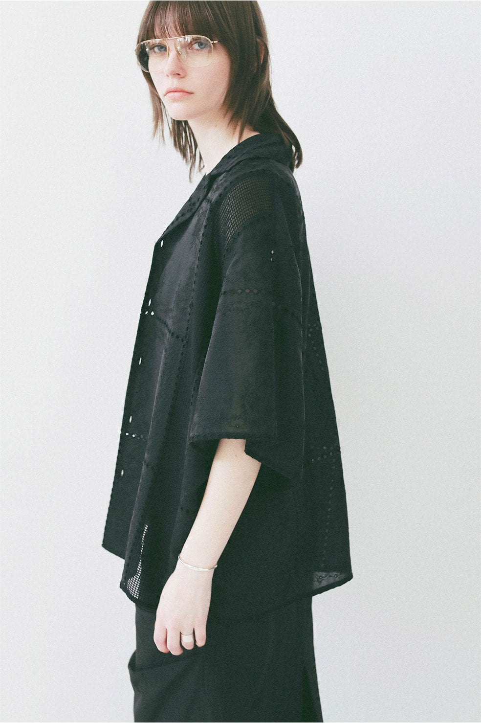 
                  
                    EMBROIDERY LACE BOX SHIRTS
                  
                