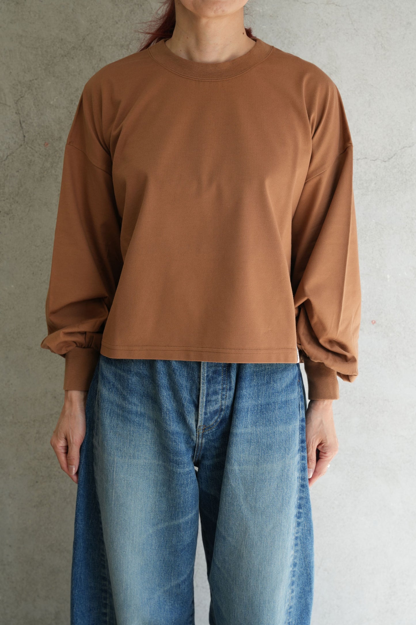 
                  
                    CROPPED LONG-SLV TEE/BIG FIT(6.5OZ)-BLACK-
                  
                