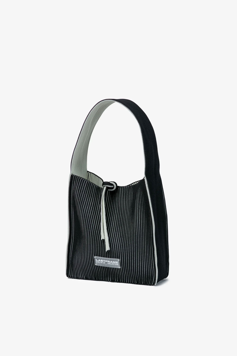 
                  
                    TASUKI TOTE SMALL
                  
                