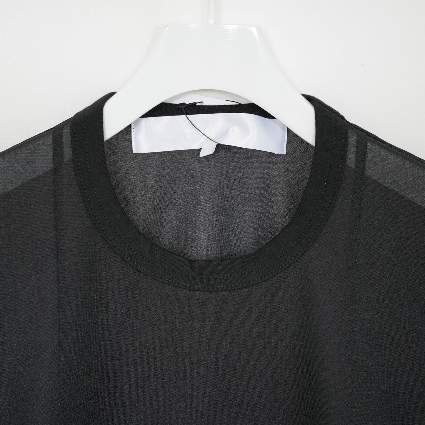 
                  
                    シアーチュールTOPS-BLACK-
                  
                