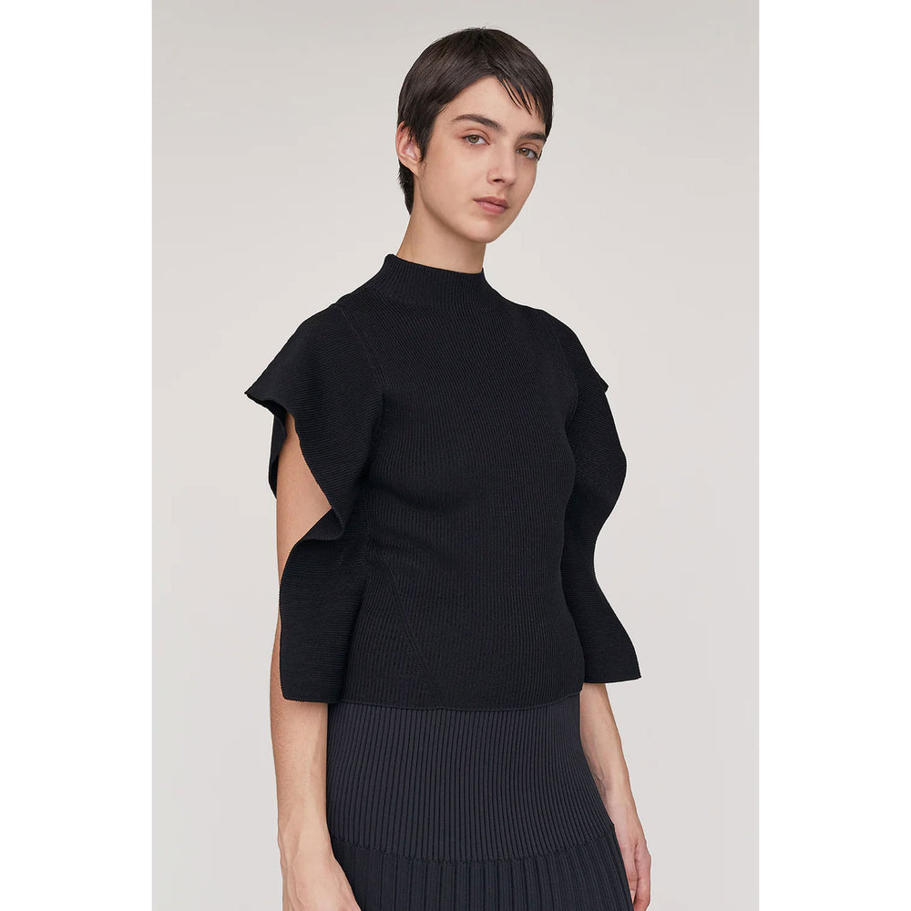PORTRAIT CREASE TOP-WHITE- – OBLIGE