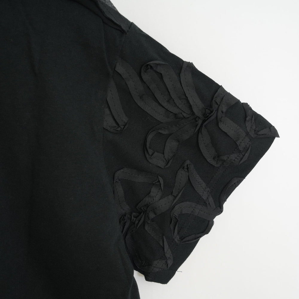 
                  
                    リボン刺繍Tシャツ -BLACK-
                  
                