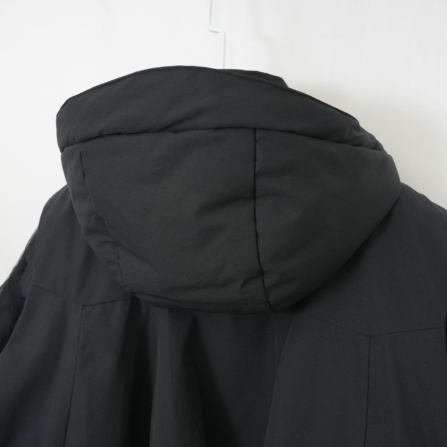 
                  
                    MIDLER, TYPE P-001-BLACK-
                  
                