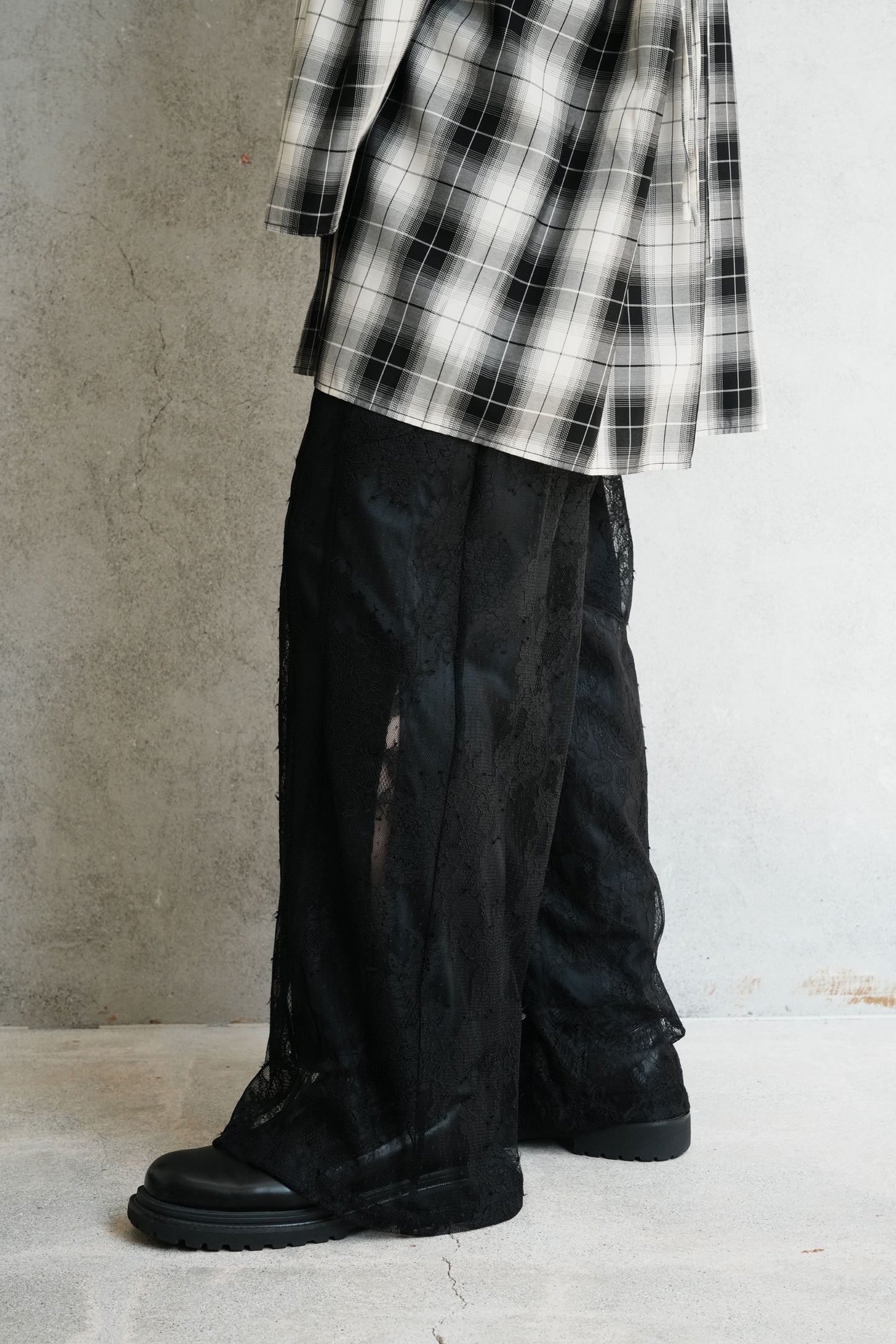 
                  
                    Lace Blocking Satin Pants-BLACK-
                  
                