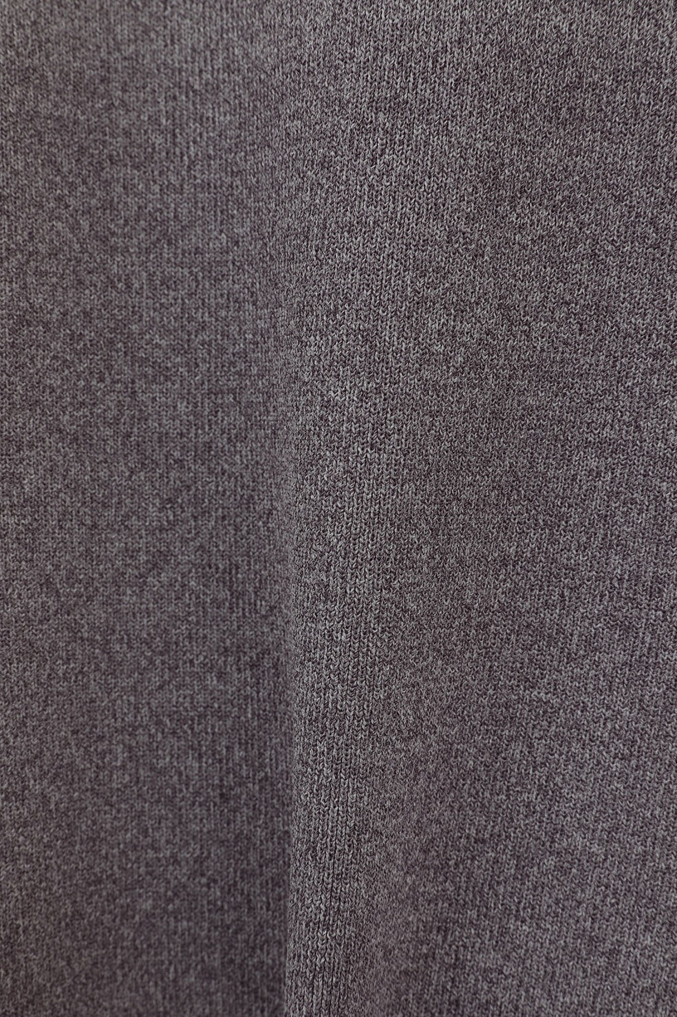 
                  
                    BASIC COMPACT KNIT TOPS
                  
                