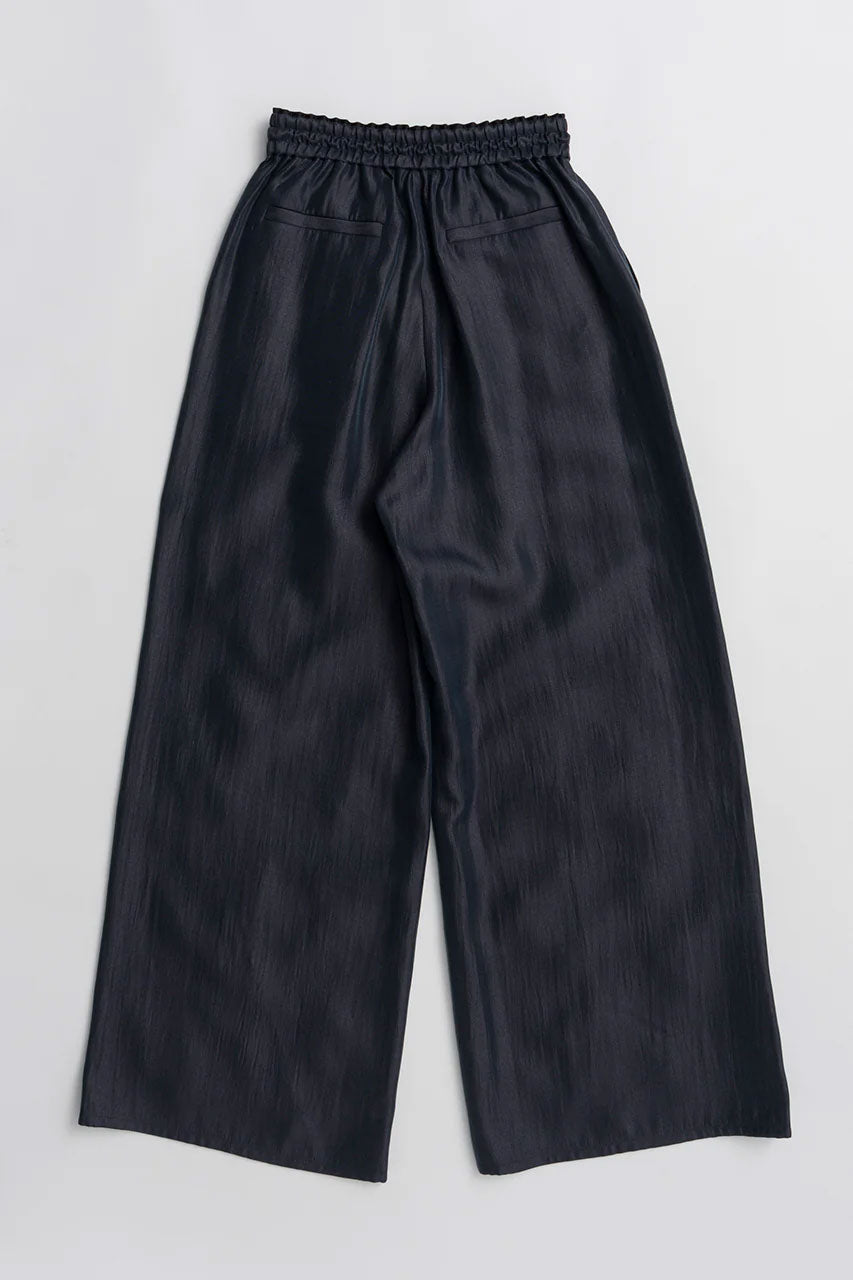 
                  
                    Embroidered Easy Pants -NAVY-
                  
                