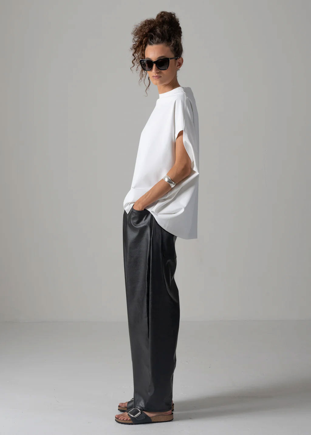 
                  
                    NORMA TOP-WHITE-
                  
                