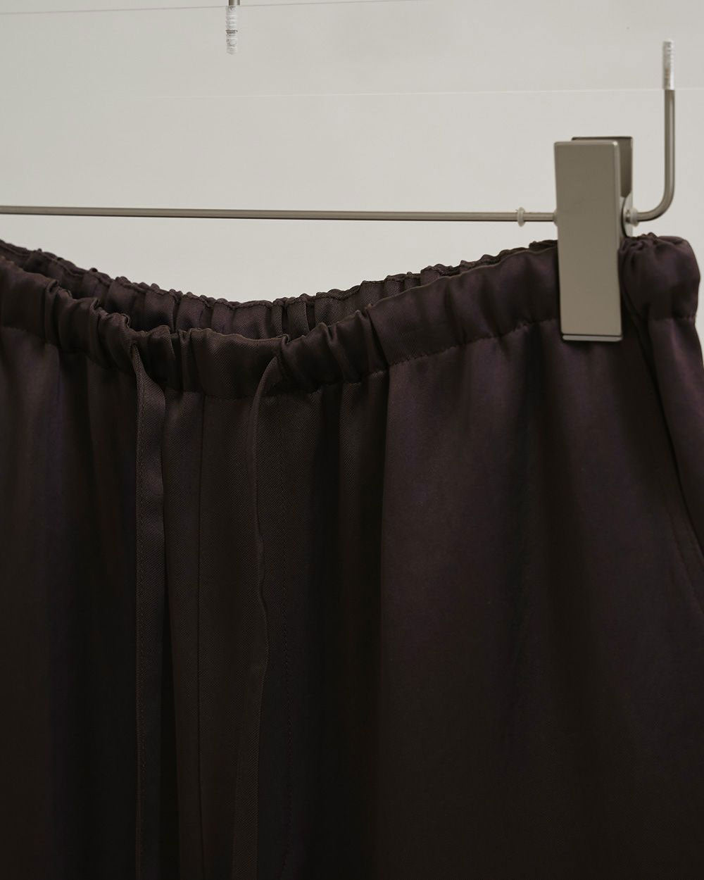 
                  
                    Satin Easy Pants -DARK BROWN-
                  
                