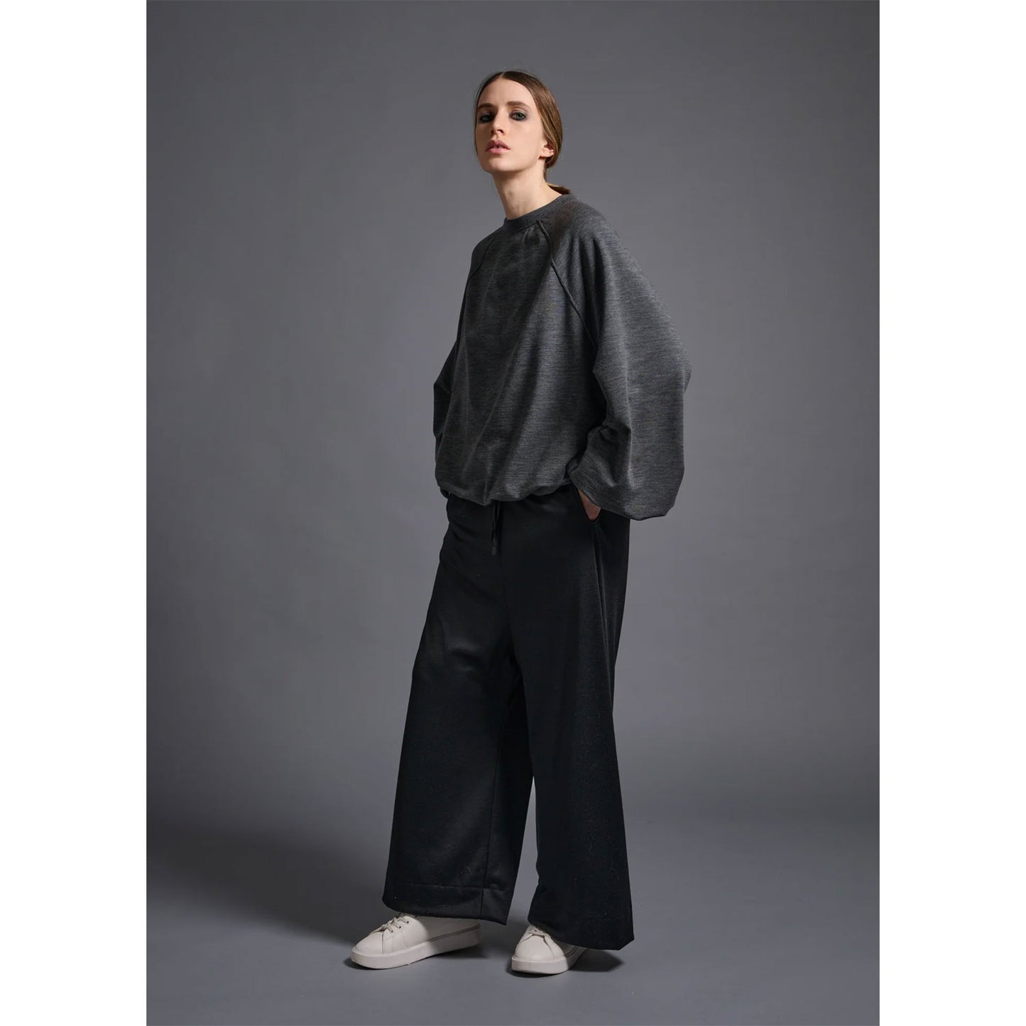 
                  
                    LILLY PUFFY TOP -DK.GREY-
                  
                