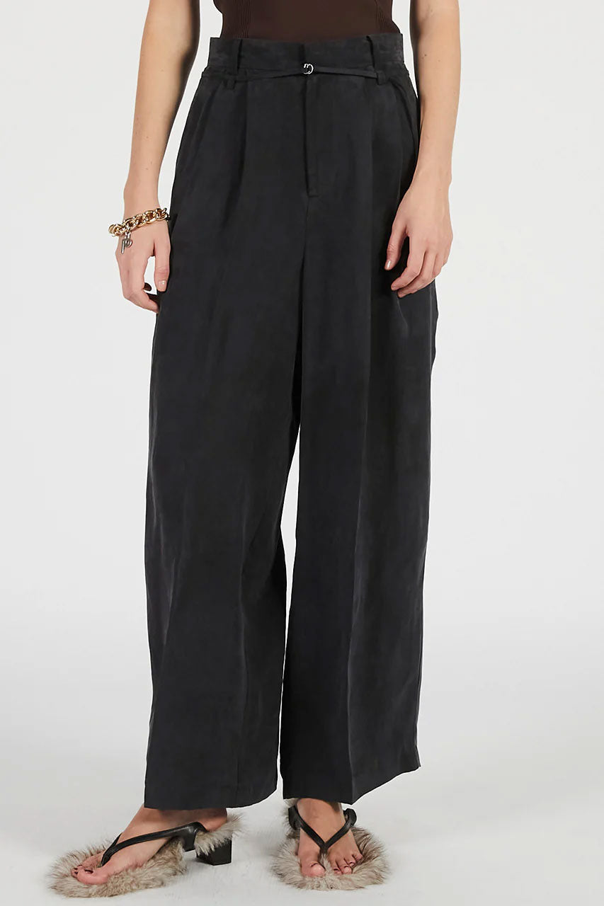 
                  
                    Fibril Easy Slacks -BLACK-
                  
                