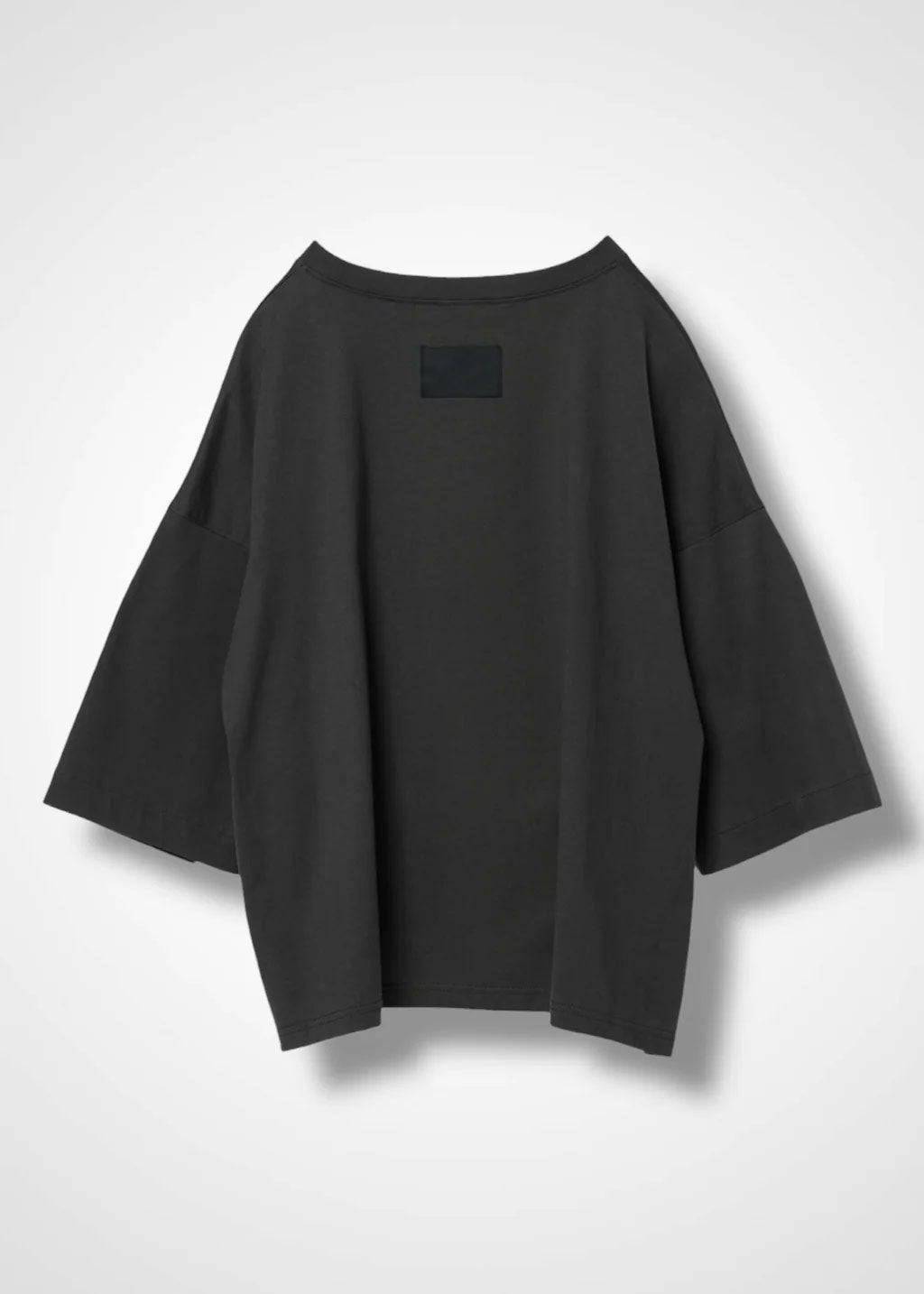 
                  
                    NOELLA T SHIRT -CHACOL-
                  
                