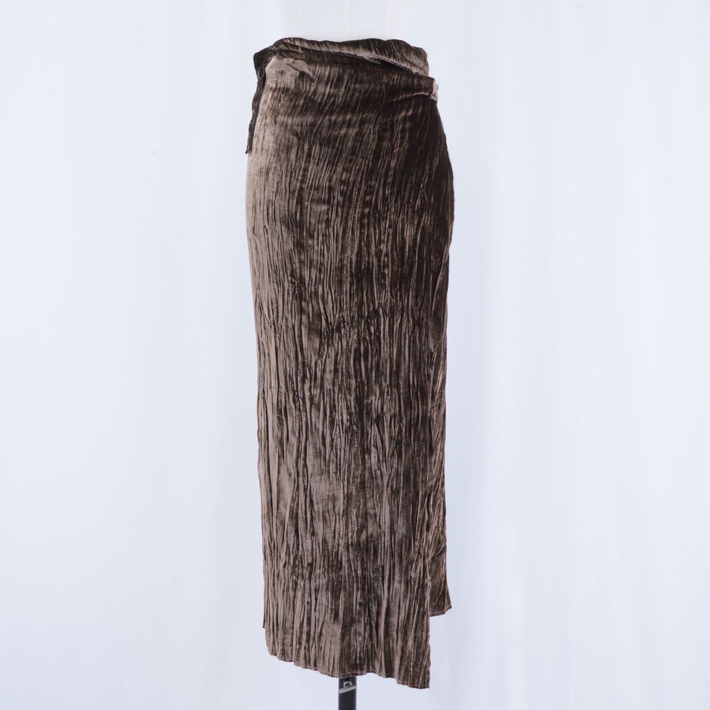 
                  
                    SILK VELVET WRAP SKIRT
                  
                