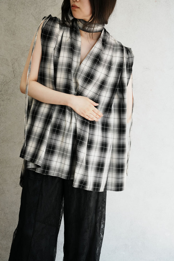 
                  
                    Scarf Neck Blouse-MLTI-
                  
                