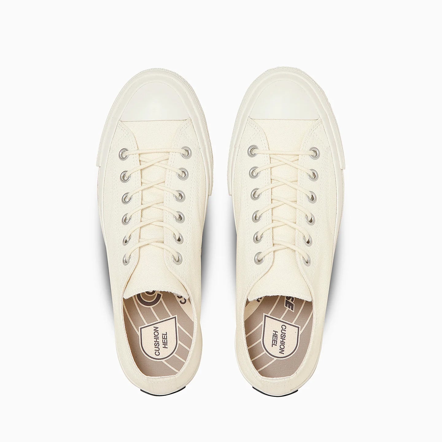 
                  
                    CHUCK TAYLOR CANVAS OX
                  
                