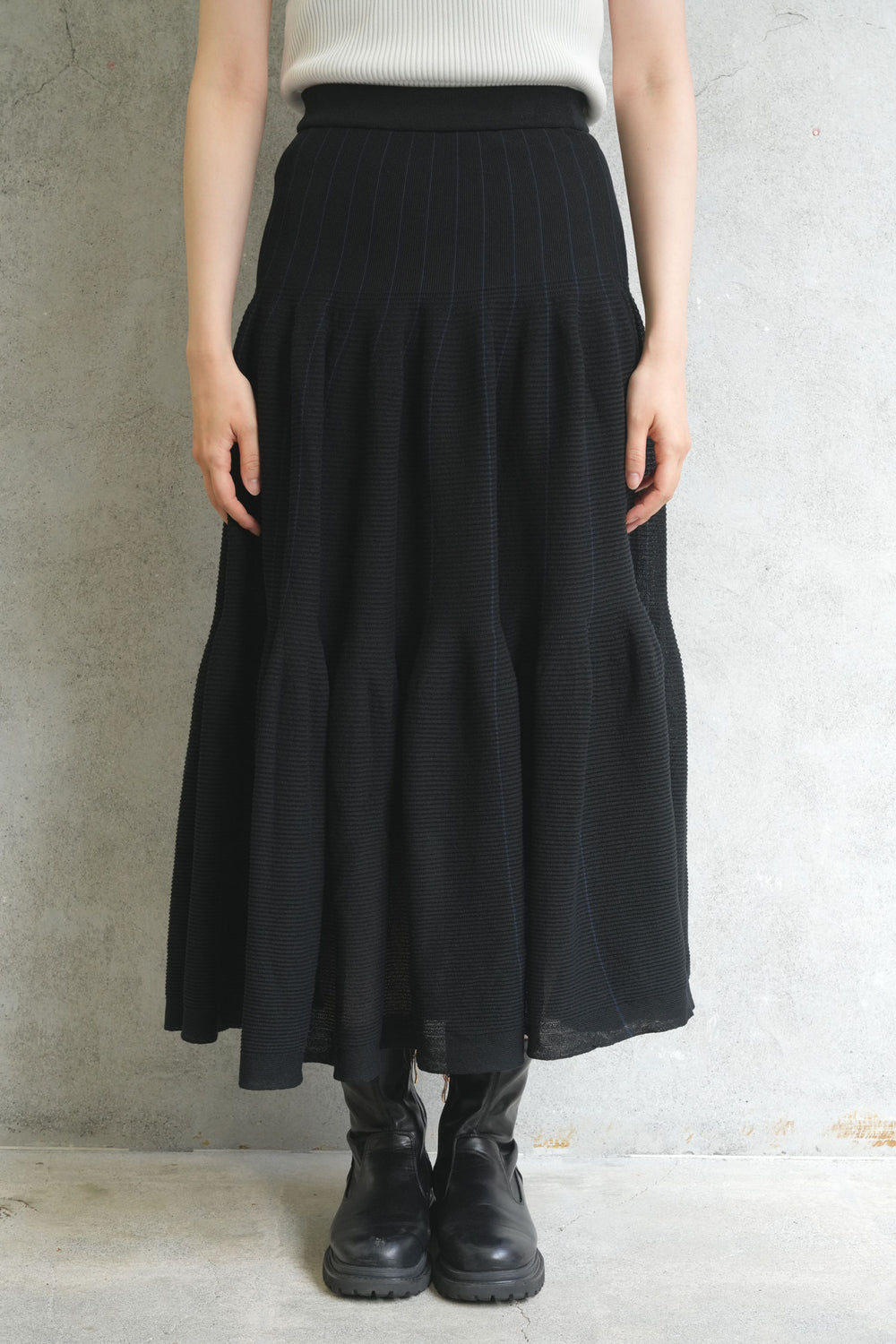 TC CASCADES SKIRT -BLACK/NAVY- – OBLIGE
