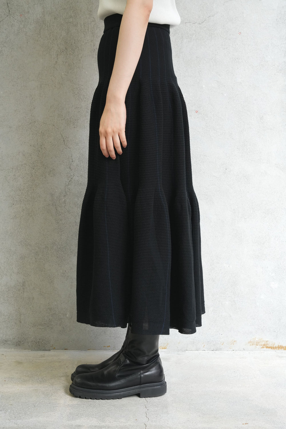 TC CASCADES SKIRT -BLACK/NAVY- – OBLIGE