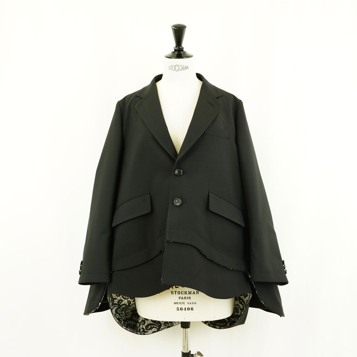 
                  
                    A-line oversized jacket
                  
                