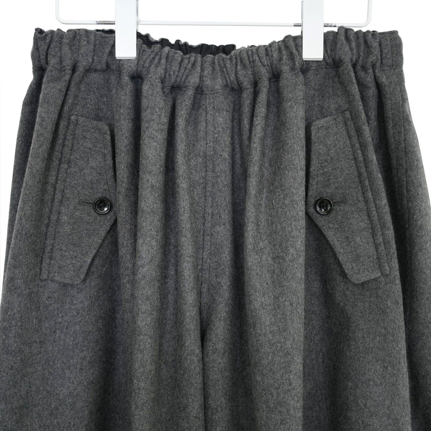 
                  
                    ウールエステルクロスパンツ-TOPGREY-
                  
                