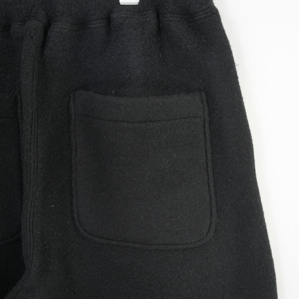 
                  
                    SWEAT BUGGY PANTS -BLACK-
                  
                