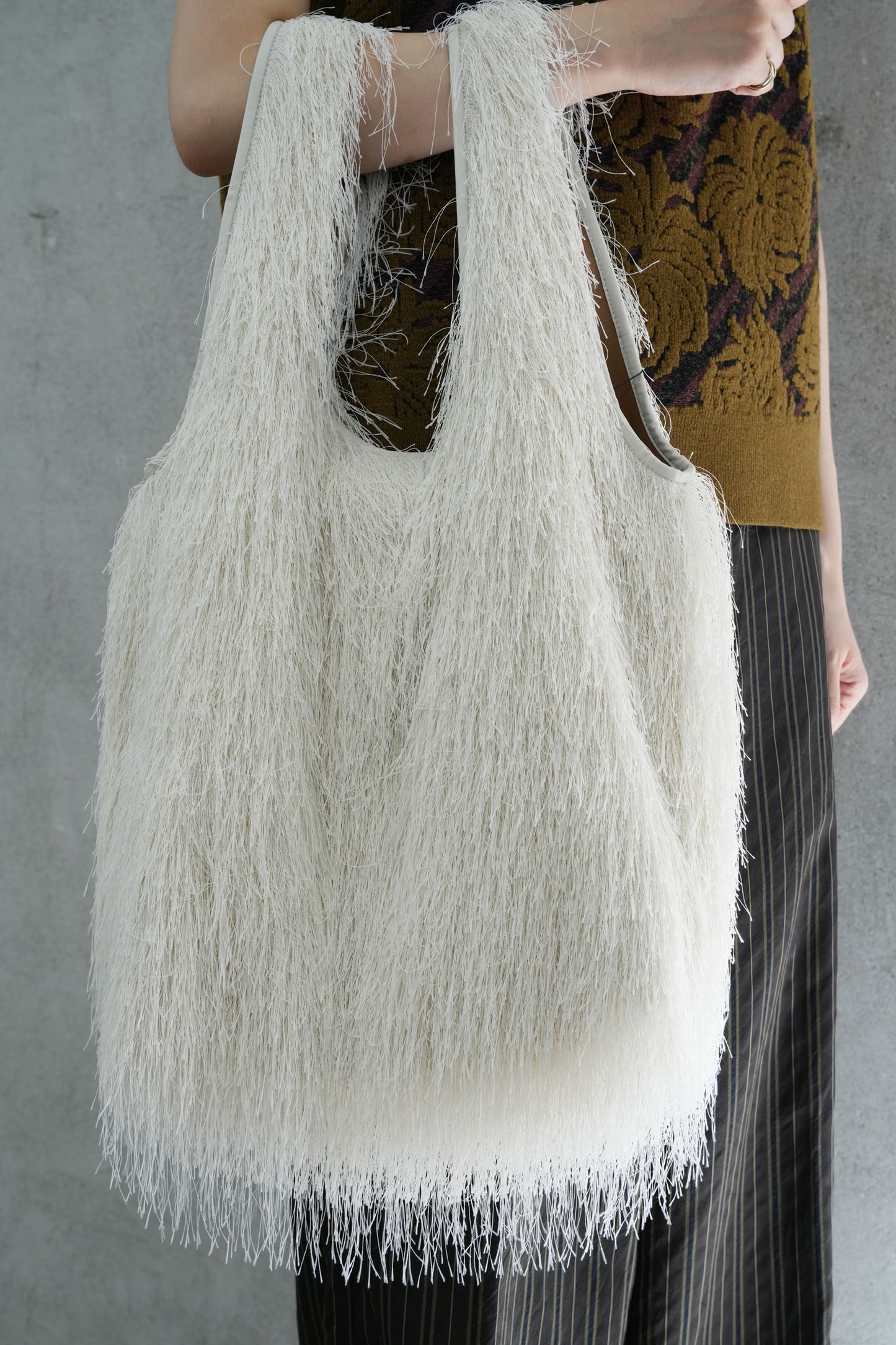 
                  
                    BW252-MARCHI145-2031 -DARK GRAY
                  
                