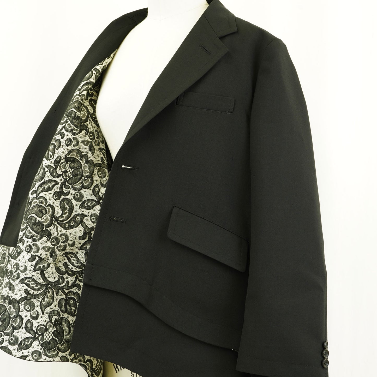 
                  
                    A-line oversized jacket
                  
                