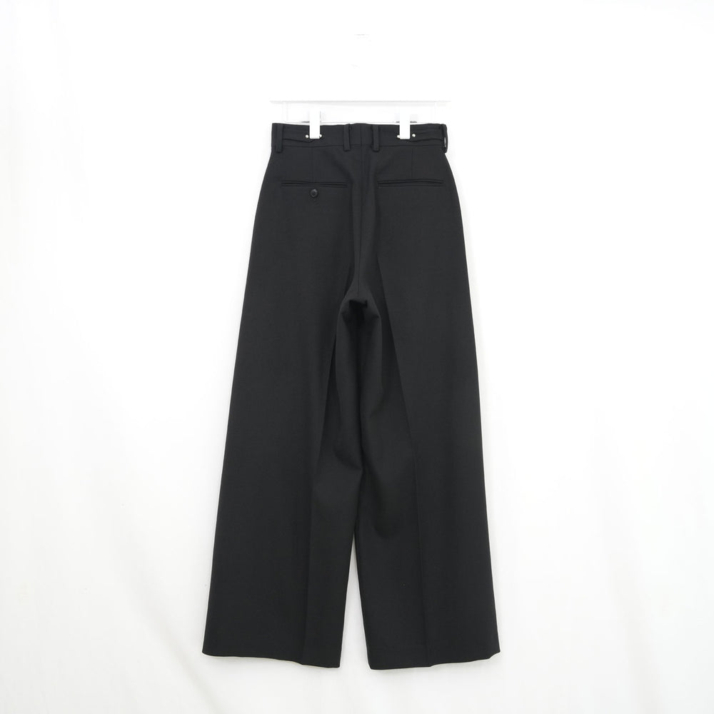 
                  
                    DOESKIN BARREL-LEG PANTS-CHACOAL-
                  
                